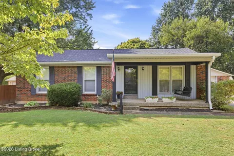 4602 Tollhouse Ln, Louisville, KY 40241