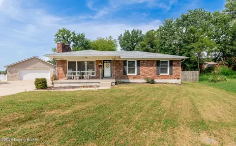 8300 Twisted Pine Rd, Louisville, KY 40219
