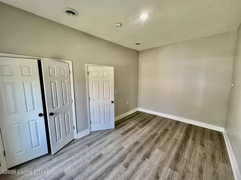 Bedroom - 219 E Virginia Ave, Springfield, KY 40069 photo 4 of 4