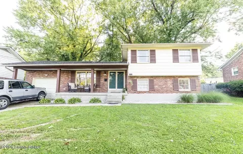 1121 Hennepin Dr, Louisville, KY 40214