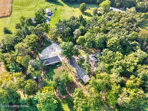 1170 Hansborough Rd, Cecilia, KY 42724