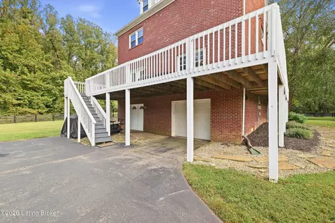Exterior - 14417 Spring Dr, Prospect, KY 40059 photo 12 of 16