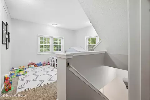 Entry Way - 14417 Spring Dr, Prospect, KY 40059 photo 8 of 15