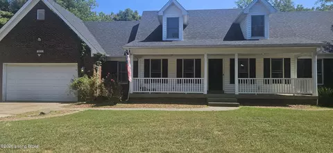 9031 Lakewood Dr, Louisville, KY 40272