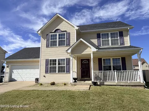 127 Longsdale Ct, Radcliff, KY 40160