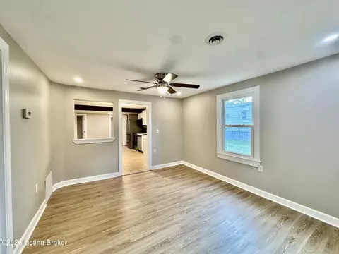 1524 Hargan St, Radcliff, KY 40160