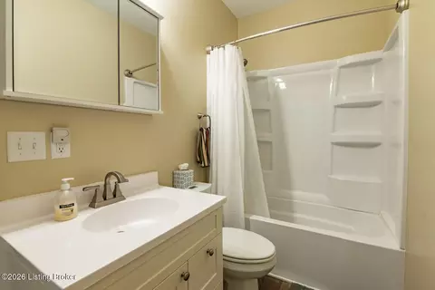 Bath - 788 Shelton Rd, Upton, KY 42784 photo 5 of 5