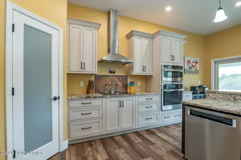 Kitchen - 788 Shelton Rd, Upton, KY 42784 photo 4 of 6