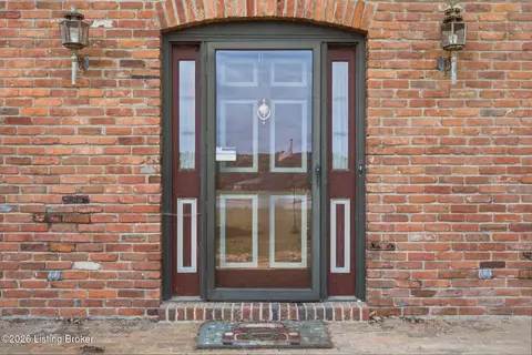 Entry Way - 74 Fredericktown Rd, Springfield, KY 40069 photo 1 of 7