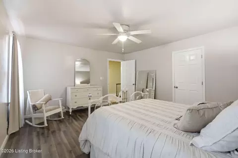 Bedroom - 74 Fredericktown Rd, Springfield, KY 40069 photo 2 of 8