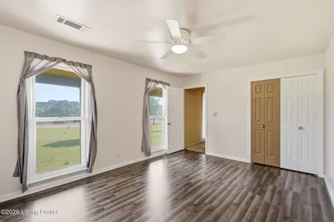 Bedroom - 74 Fredericktown Rd, Springfield, KY 40069 photo 6 of 8
