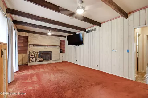 Living - 74 Fredericktown Rd, Springfield, KY 40069 photo 6 of 6