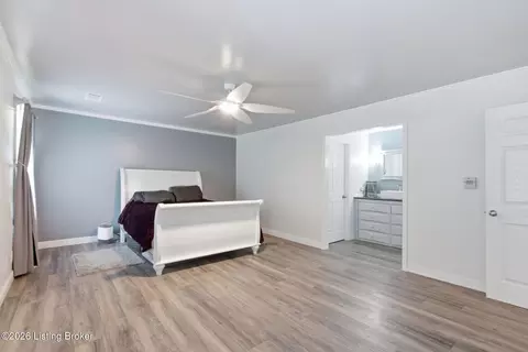 Bedroom - 74 Fredericktown Rd, Springfield, KY 40069 photo 5 of 8