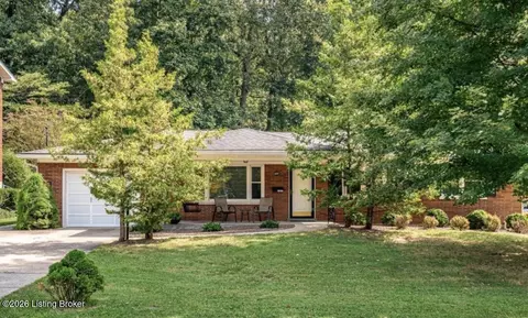 6601 Norway Dr, Louisville, KY 40214