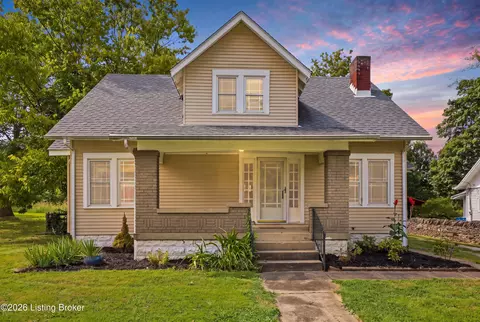 108 1st St, Simpsonville, KY 40067