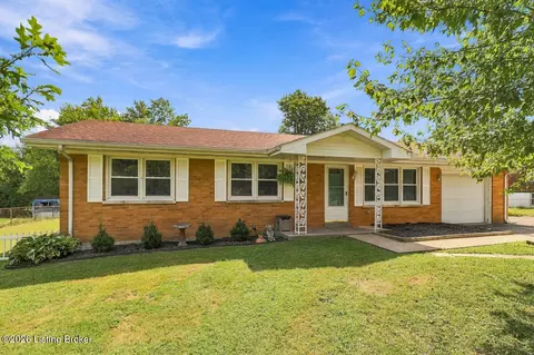 302 Cheryl Ave, Vine Grove, KY 40175