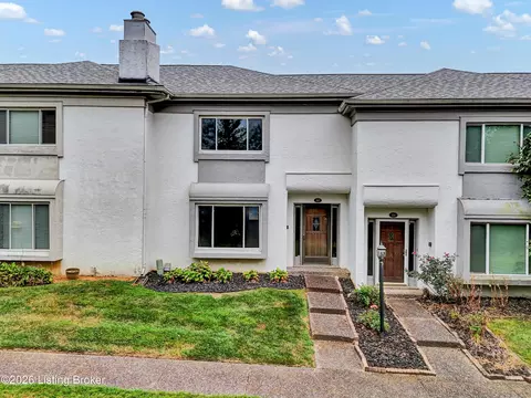 107 Shelby Pointe Dr, Louisville, KY 40223