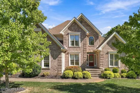 4215 Woodmont Park Ln, Louisville, KY 40245