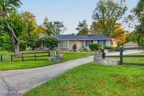 8111 8113 Acme Way, Louisville, KY 40219