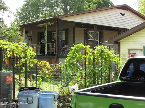 1669 N Grandview Church Rd, Cecilia, KY 42724