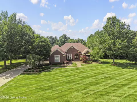 3616 Eagles Trce, Floyds Knobs, IN 47119