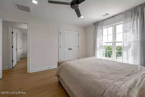 Bedroom - 136 Seahawk Trl, Midway, KY 40347 photo 8 of 13