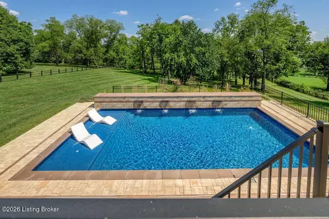 Exterior - 136 Seahawk Trl, Midway, KY 40347 photo 16 of 35