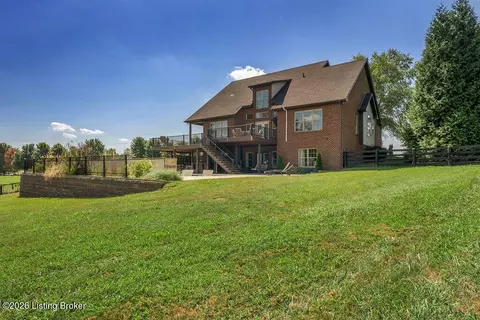 Exterior - 136 Seahawk Trl, Midway, KY 40347 photo 32 of 35