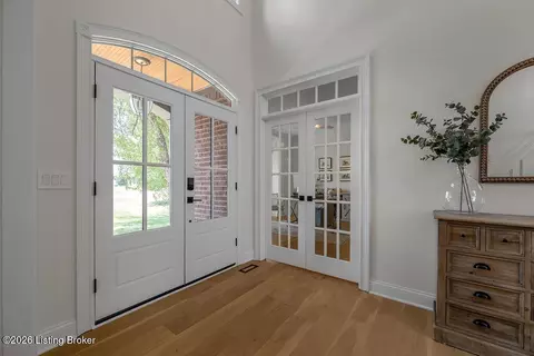 Entry Way - 136 Seahawk Trl, Midway, KY 40347 photo 3 of 8
