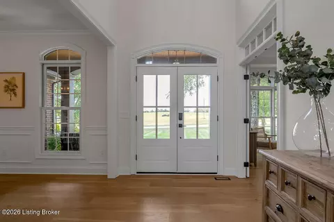 Entry Way - 136 Seahawk Trl, Midway, KY 40347 photo 2 of 8