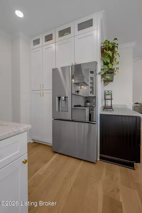 Kitchen - 136 Seahawk Trl, Midway, KY 40347 photo 11 of 14