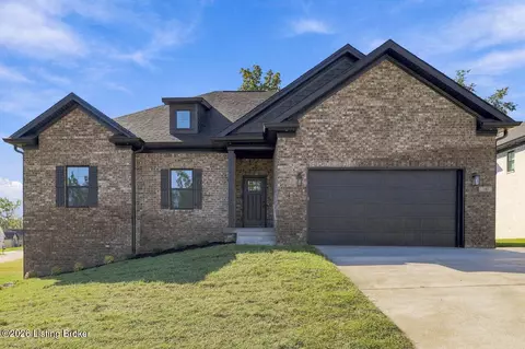 147 Wooded Glen Dr, Mount Washington, KY 40047