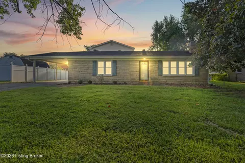 144 Harris Dr, Mount Washington, KY 40047