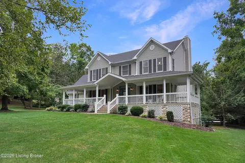 7408 Cambridge Dr, Crestwood, KY 40014