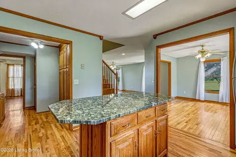 Entry Way - 1250 Stringtown Rd, Guston, KY 40142 photo 4 of 8