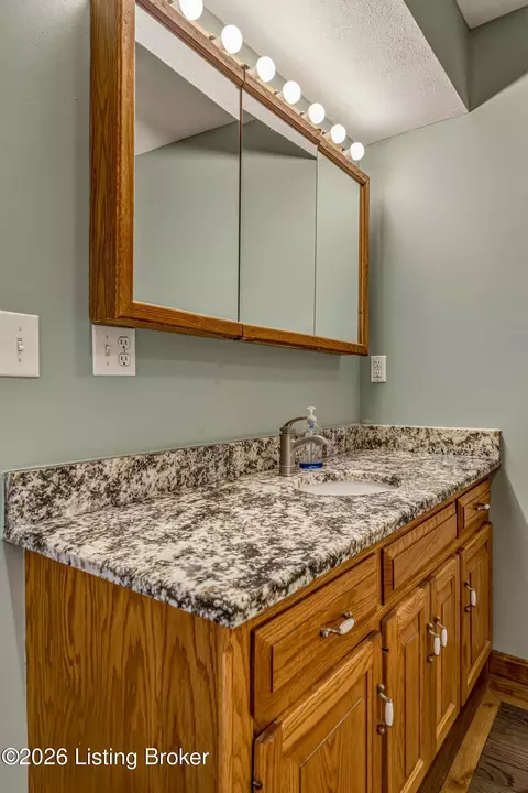Bath - 1250 Stringtown Rd, Guston, KY 40142 photo 2 of 8
