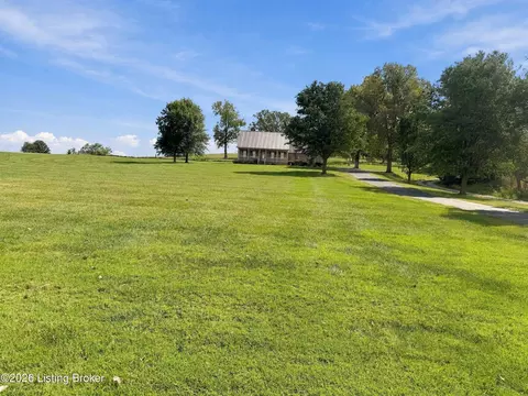 Exterior - 1250 Stringtown Rd, Guston, KY 40142 photo 9 of 14