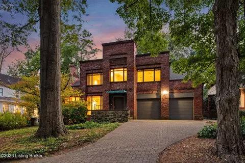 300 Penruth Ave, Louisville, KY 40207