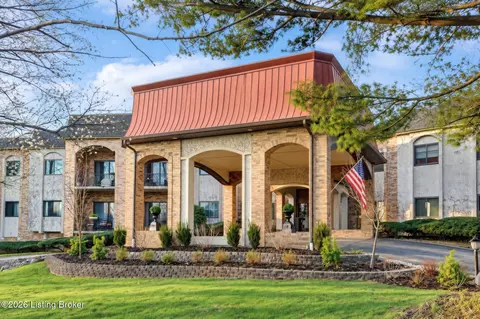 5800 Coach Gate Wynde #291, Louisville, KY 40207