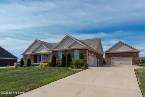 260 Brennan Ct, Shepherdsville, KY 40165