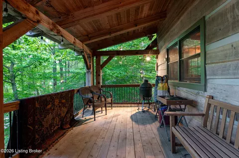 Exterior - 979 Penn Run Rd, Bee Spring, KY 42207 photo 7 of 7