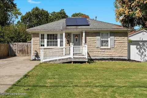10408 La Plaza Dr, Louisville, KY 40272