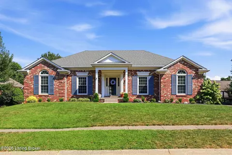 510 Foxgate Rd, Louisville, KY 40223