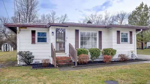 219 Merriweather Ave, Eminence, KY 40019