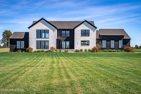 1160 Equestrian Lakes Ln, Finchville, KY 40022