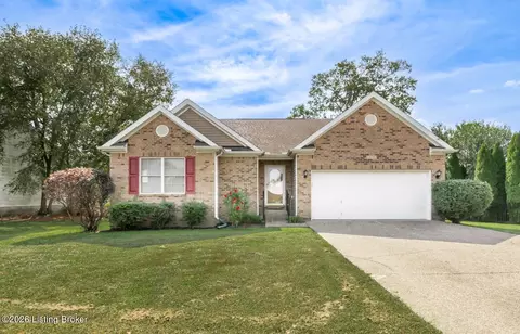 213 Saint Regis Dr, Shelbyville, KY 40065