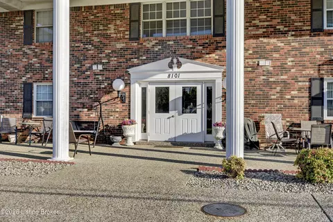 8101 Wendamoor Dr UNIT 28, Louisville, KY 40228