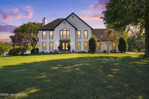 2112 Blakemore Ln, La Grange, KY 40031