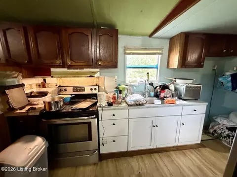 Kitchen - 423 Ockerman Rd, Bloomfield, KY 40008 photo 1 of 1