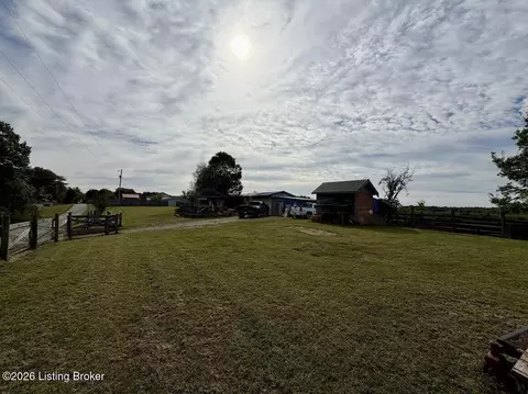 Exterior - 423 Ockerman Rd, Bloomfield, KY 40008 photo 6 of 6